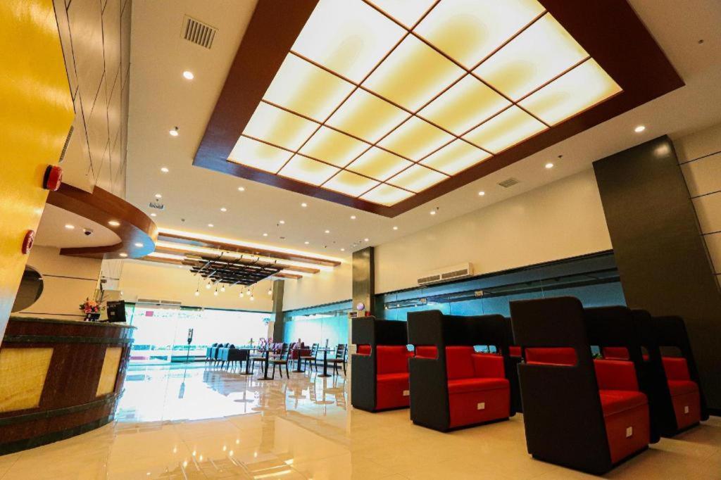 Hotel Sogo Macapagal Paranaque City Exterior photo